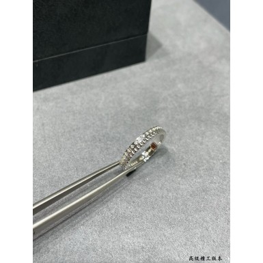 부쉐론 콰트로 클래식 웨딩 밴드 반지 여성용 (해외배송)