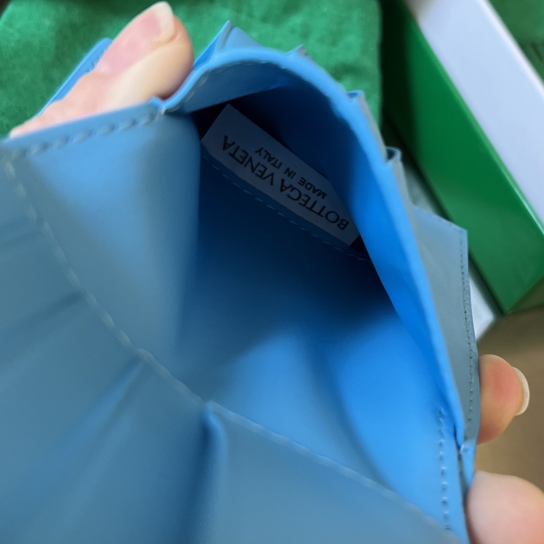 e0116a3bde9e92eb86e9b622981b656e_1750146871_4647.jpg